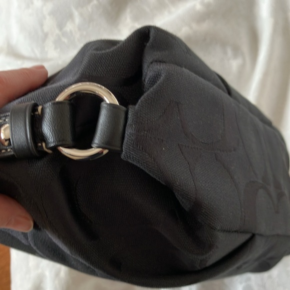 Coach Signature Collection Crossbody Hobo Bag Like New! Price Drop! - Picture 11 of 13